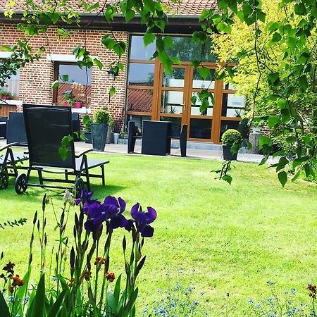 Au Coeur Des Hotes Steenvoorde Екстериор снимка
