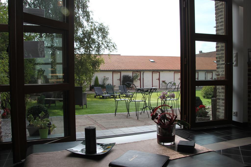 Au Coeur Des Hotes Steenvoorde Екстериор снимка