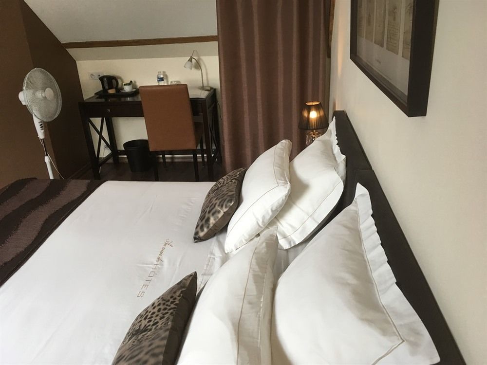 Au Coeur Des Hotes Steenvoorde Екстериор снимка