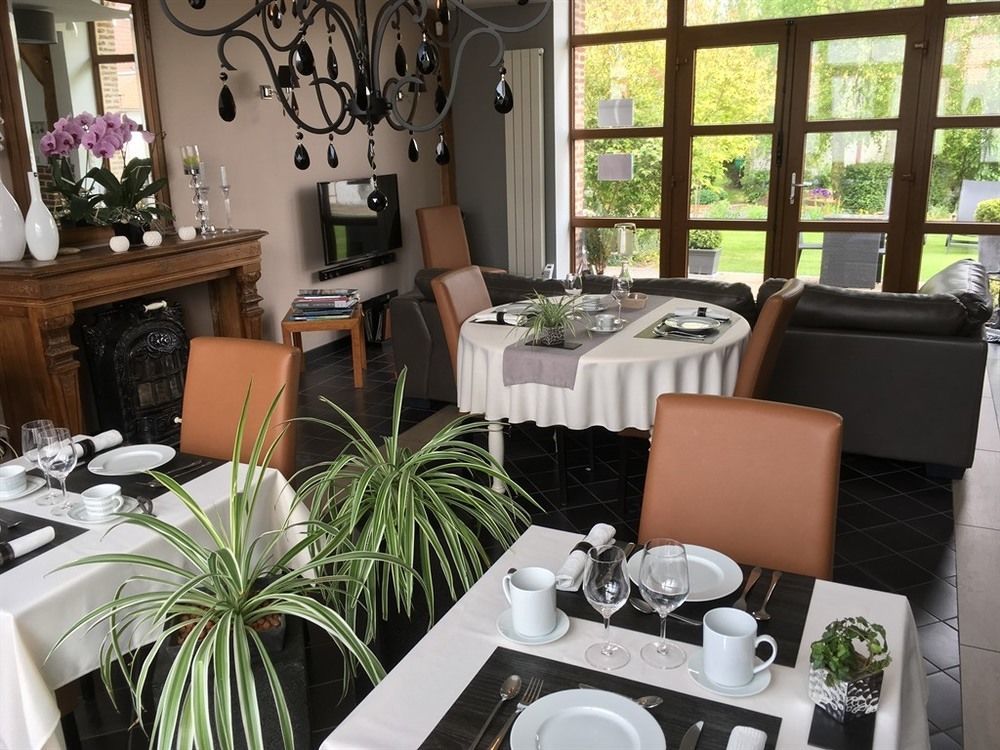 Au Coeur Des Hotes Steenvoorde Екстериор снимка